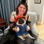 Megan Ganz Instagram - Happy Halloween from this witch and her Paddington Pig! 🎃🧙🏻‍♀️🐷