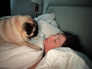 Megan Ganz Instagram - Hilda and I. 7am. Battle of the who has the most chins.
