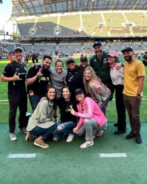 Megan Ganz Instagram - What a team! What a win! Let’s go @weareangelcity let’s go!! 🎉🩷