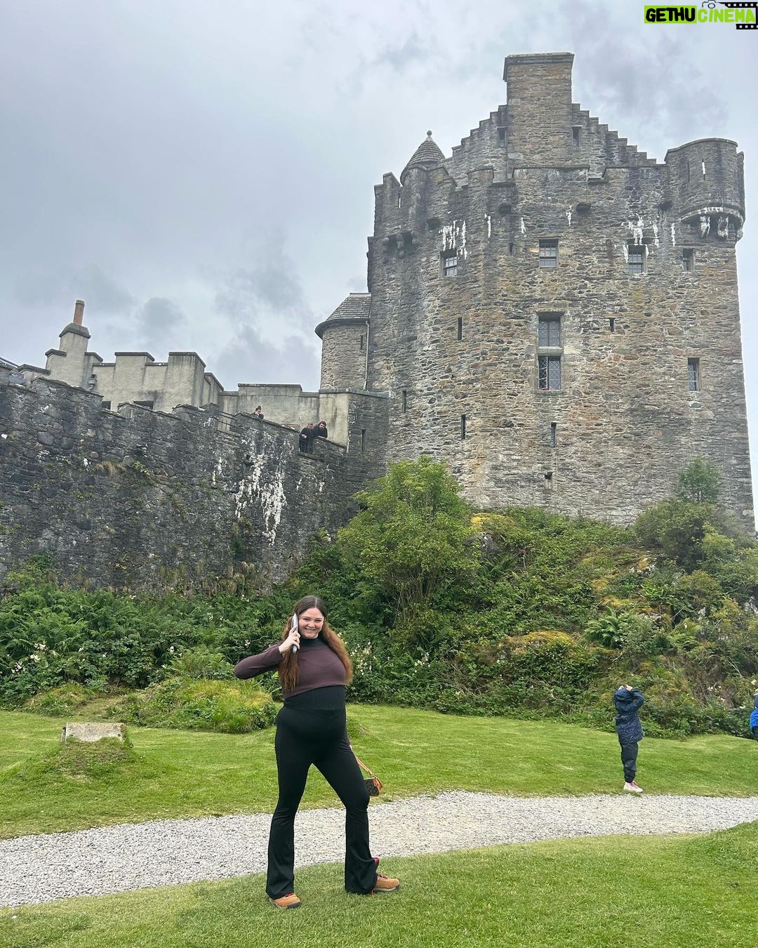 Megan Stalter Instagram - In love with Scotland and Maddie 🖤
