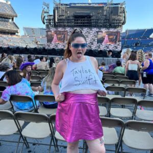 Megan Stalter Instagram - Let me know if anyone wants to buy a shirt from my company it can say whatever