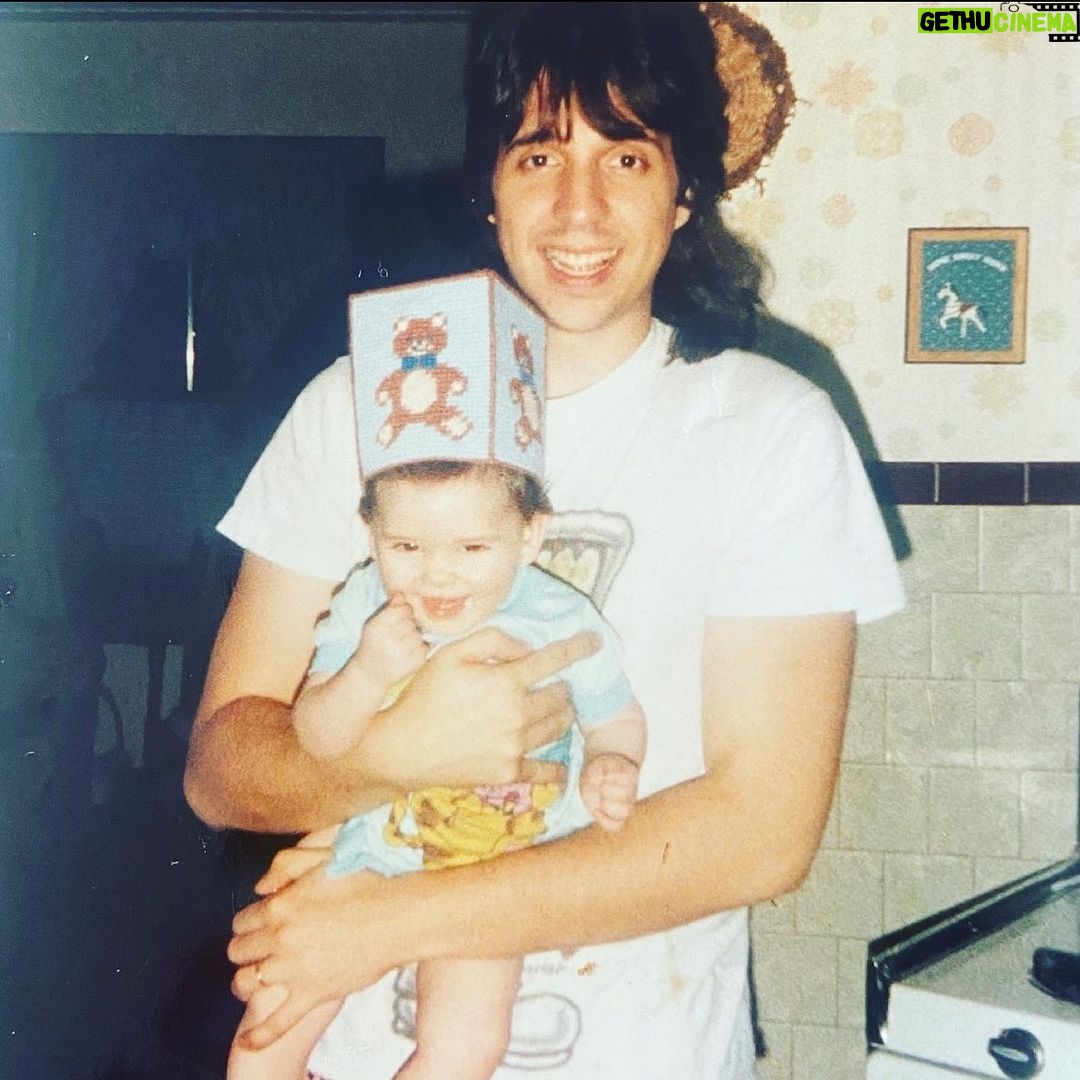 Megan Stalter Instagram - I have the sweetest funniest most kind creative artist of a father and I love him and his special perfect heart and brain ❤️Happy Happy Happy Father’s Day @dave.stalter