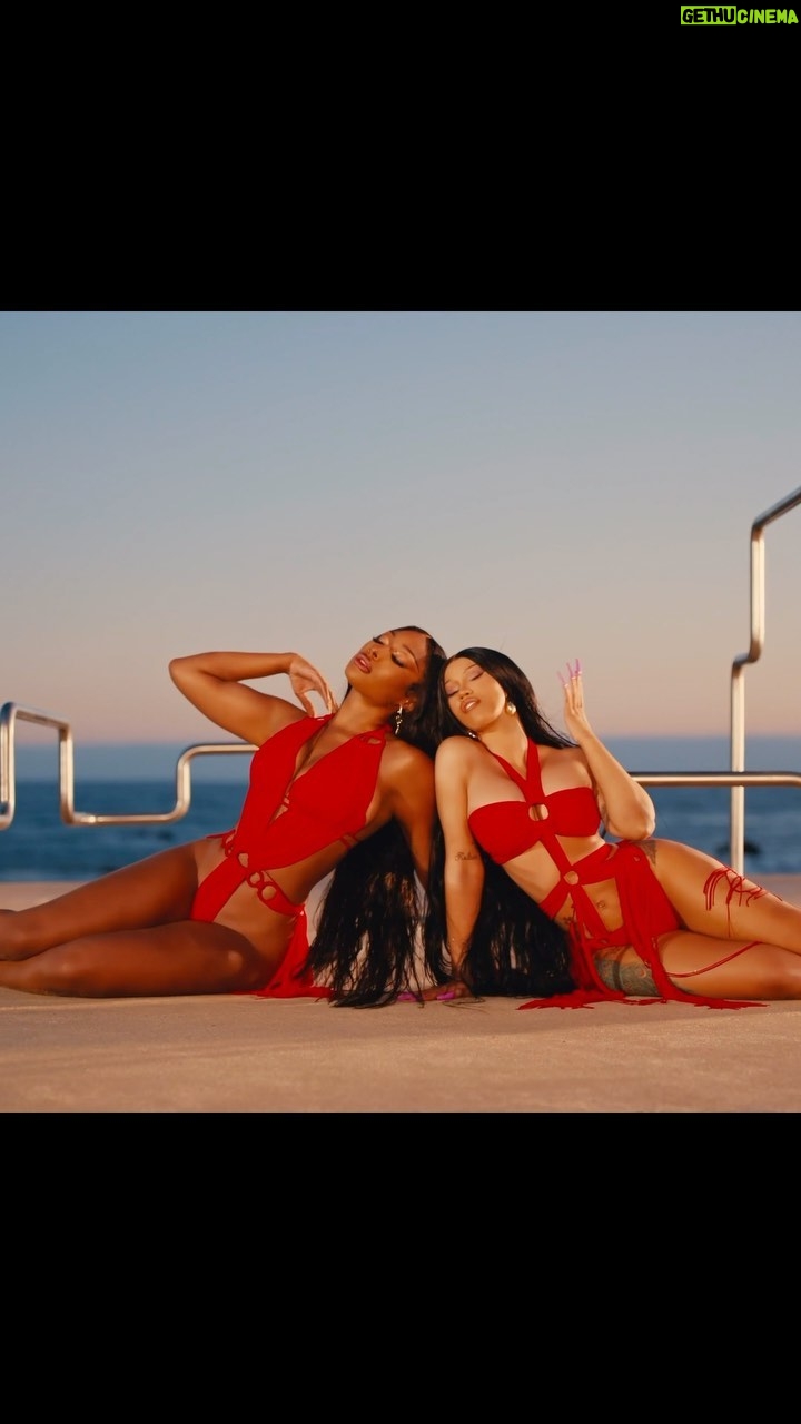 Megan Thee Stallion Instagram - ✂️✂️✂️✂️ BONGOS OUT NOW