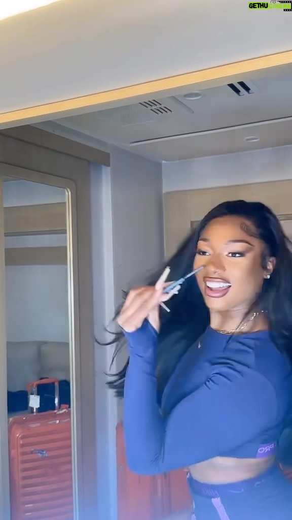 Megan Thee Stallion Instagram - Good Morninggg! BONGOS OUT AT MIDNIGHT 😛