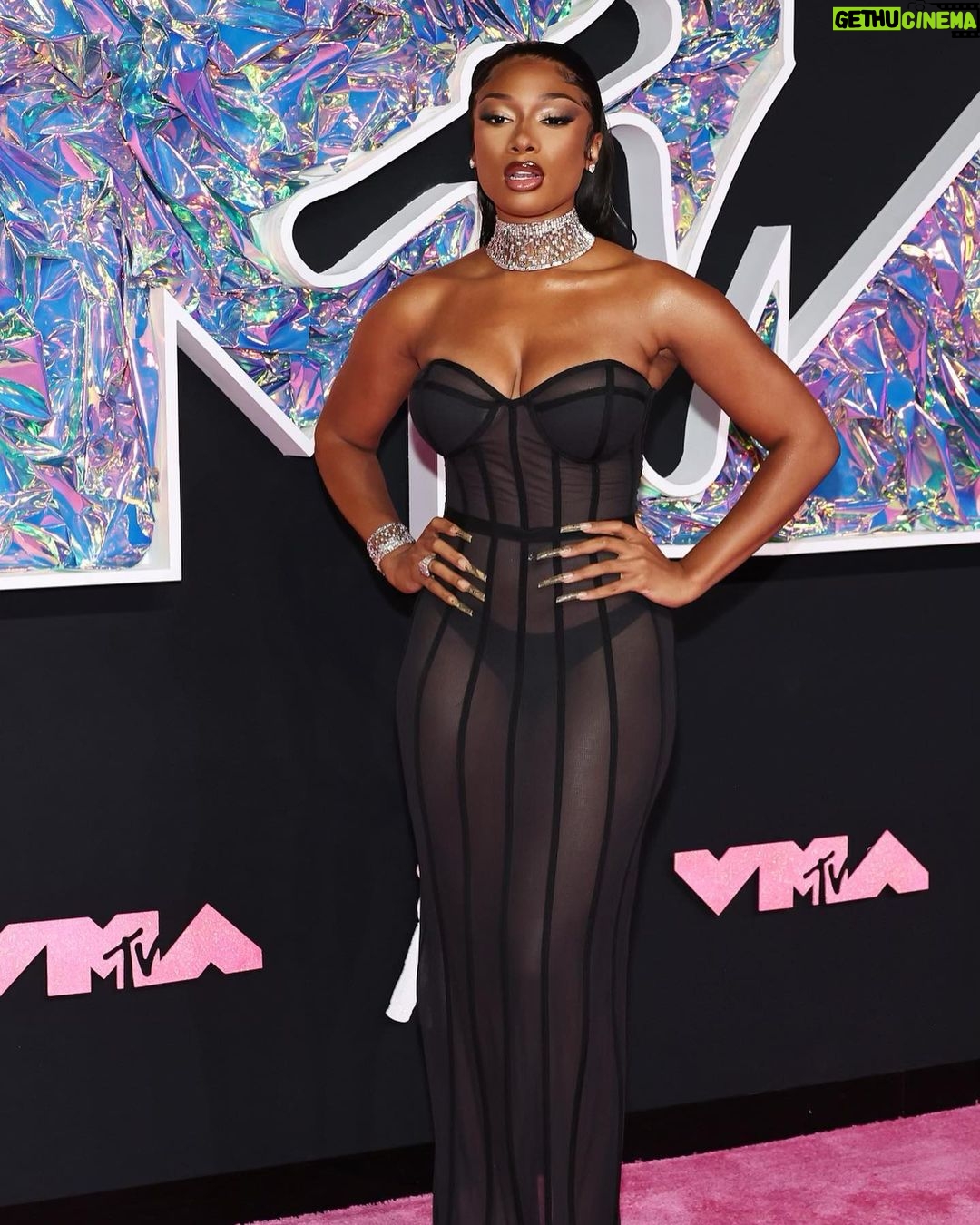 Megan Thee Stallion Instagram - ☕️