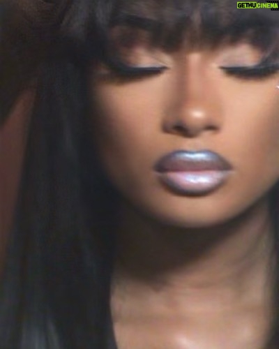 Megan Thee Stallion Instagram - Did a lil blueberry lip for the LV Fashion show 🫐🫐🫐 @revlon
