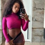 Megan Thee Stallion Instagram - 👋🏾📸