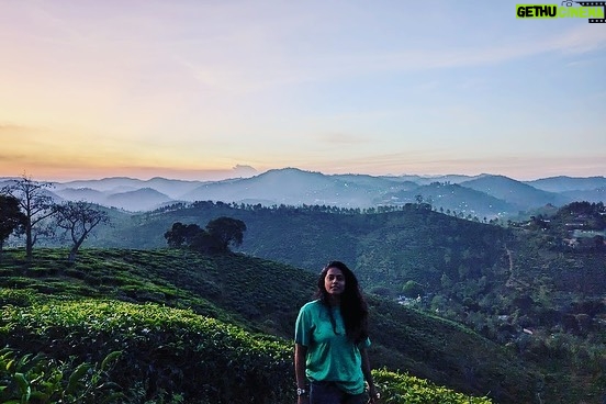Megha Thomas Instagram - You are doing good baby ✨ P.C. @harikrisshnan (thank you🌸) #birthdaygirl #birthdayevening #sunset #sunsetlover #shootinglocation #lovemyjob #newplace #skyshot #skycolors #colours Vandiperiyar, Kerala, India