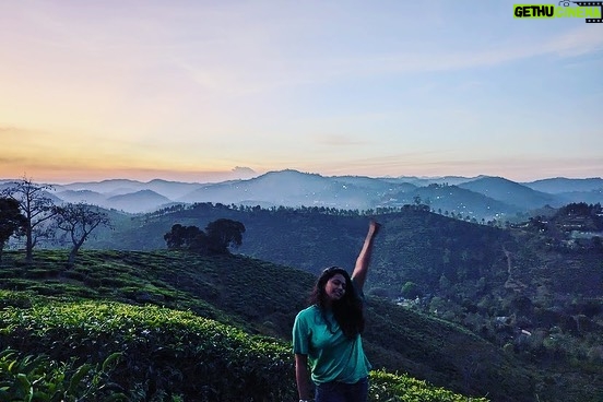Megha Thomas Instagram - You are doing good baby ✨ P.C. @harikrisshnan (thank you🌸) #birthdaygirl #birthdayevening #sunset #sunsetlover #shootinglocation #lovemyjob #newplace #skyshot #skycolors #colours Vandiperiyar, Kerala, India