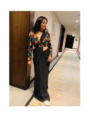 Megha Thomas Instagram - She silently stepped out of race she never wanted to be in, found her own lane and proceeded to win. 🥂 

Stylist - @fabricate_yourstyle 

#promotions #bharathacircus #dubai #pressmeet #mirrorselfie #saree #zara