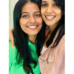 Megha Thomas Instagram - Interview done. ✅ Best part - @nyla_usha gave me kiss 🥰🥰🥰awww #dubai #bharathacircus #nylausha #promotions Dubai Media City
