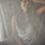 Megha Thomas Instagram - Life is not a problem to be solved but a reality to be experienced. ❣️ Perks of having photographer as a friend- @amith.rkb #phtography #randomshoot #candidphotography #gurgaon #travelgram #shot #smile #happy #meghathomas #megstapose #meghakehadhein Gurugram