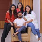 Megha Thomas Instagram - Sundaran, Sumukhan, Salswabhavi Bheeman & Pwoli Pennungal with @manoramaonline #bheemantevazhi @kunchacks @ashraf_hamzza @chembanvinod @chinnuchandni @divya_m_nair @opmcinemas @chembosky.motionpictures