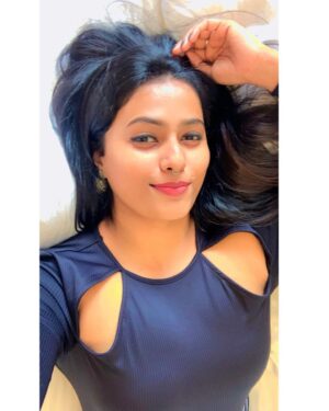 Megha Thomas Instagram - I’m patient and trusting the journey 🖤🌸

Stylist - #guesswho @fabricate_yourstyle by @sharon_augustine14 ♥️ 
Ring - @peekaboothestore 

#promotions #day2 #bharathacircus #malayalammovies #movies