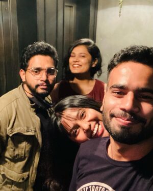 Megha Thomas Instagram - ♾♥️

#family #constant #january #birthdaybash #bro #sista #jiju #banglore #nighttoremember #megstapose #meghakehadhein