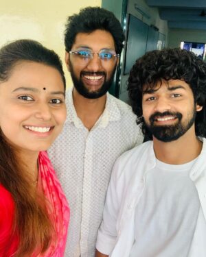 Megha Thomas Instagram - Jasleen ♥️
#hridayam #memories #megstapose #meghakehadhein

@vineeth84 @pranavmohanlal @o_viswajith @visakhsubramaniam @divigeorge @aswath_lal @jishnusreekumar11 @zo_muchmore @rohan_mathen @jojojoseofficial @tinson.thomas.20
