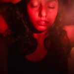 Megha Thomas Instagram - Peace be with you and me. 🌸 #peace #bewith #youandme 🌸 #stopreadingmyhashtags 📸 - @sumeshsj ✨