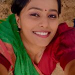 Megha Thomas Instagram - Unexpected? That’s what life is… #tenkasi #sareelove #ilayarajasongs #kadhalkavithaigal #vintage #heyrasathi Ambasamudram