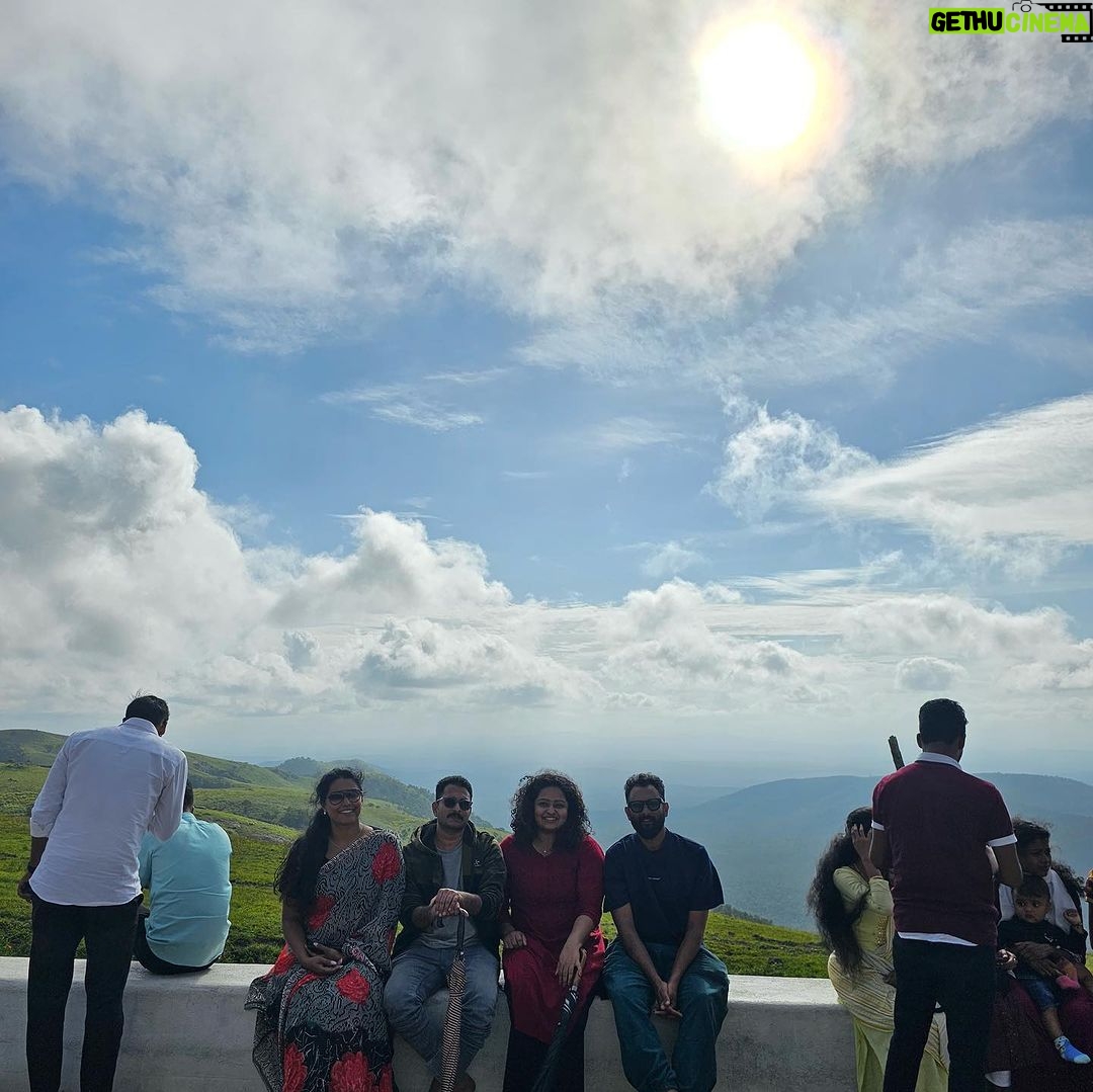 Megha Thomas Instagram - I went through many quotes to write a thought but none could accumulate the joy my heart felt. @nila.ranjan.jayanthy @thamby.amal @pm.unnikrishnan @fstop_art . ♾️❤️ and my darlings who couldn’t join @amith.rkb @sumeshsj @anjan.aranjan (we’ll always have next time) #myheart #myhooman #onecallaway #friendstofamily #wewalktogether #muchneededbreak #overwhelmed Wayanad,Kerala