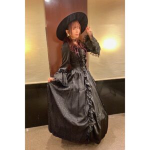 Megu Sakuragawa Instagram - 2022年11/5(土)
『SAKURAGAWA MEGU BIRTHDAY PARTY CRUISE 2022 in YOKOHAMA』
でのお写真です。

毎年バースデーイベントはなりたい自分を見てもらいたいと思っていまして、今年はプリンセスめぐと魔女っ子めぐになってみました！
ファンのみんなと一緒に仮装パーティーができたなんて、本当に幸せでした☺️

#めぐちぃバースデークルーズ2022