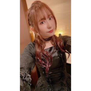 Megu Sakuragawa Instagram - 2022年11/5(土)
『SAKURAGAWA MEGU BIRTHDAY PARTY CRUISE 2022 in YOKOHAMA』
でのお写真です。

毎年バースデーイベントはなりたい自分を見てもらいたいと思っていまして、今年はプリンセスめぐと魔女っ子めぐになってみました！
ファンのみんなと一緒に仮装パーティーができたなんて、本当に幸せでした☺️

#めぐちぃバースデークルーズ2022