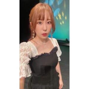 Megu Sakuragawa Instagram - 「BanG Dream! RADIO TALK FES vol.1」
ありがとうございました！

Roseliaとしてのイベントは特に黒いお洋服を選びたくなります🌹

#バンドリRTF