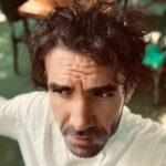 Mehmet Yılmaz Ak Instagram - “Something is rotten in this age of hope” Heiner Müller #Tb