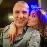 Melis Babadağ Instagram - 40. Yaşım 🥰 🙏🏻 Flu ve gerçek anlar, sevdiklerim, Freud ve ben. 🙏🏻 Brasserie Noir
