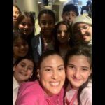 Melis Babadağ Instagram - 12 yıldır sahada gönüllüsü, masada destekçisi, danışma kurulu üyesi derken, YK üyesi olarak içinde yer almaktan gurur duyduğum @sosyalben Vakfı 10 yaşında. Bu çocuğu binlerce kişi birlikte büyüttük. Çoğalarak nice yıllarımız olsun 🙏🏻 #sosyalben10yaşinda