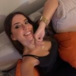 Melis Tüzüngüç Instagram - adabı yoktur post vaktinin🤝🏼 bana ne çünkü🪭