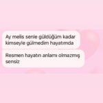 Melis Tüzüngüç Instagram - yine kafamın içi gibi bi postmuş. bi de hayat, benle güldüğün kadar anlamlıymış🤷🏻‍♀️