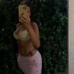 Melis Tüzüngüç Instagram - seni sevdim bu yaz😍