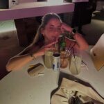 Melis Tüzüngüç Instagram - her şey çok hızlı vuku buluyor şoför beyyy🤸🏽‍♀️