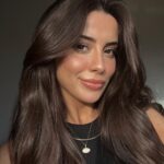 Melis Tüzüngüç Instagram - gün batımında saçlara 'vénusienne' öpücüğü kondu✨🤎