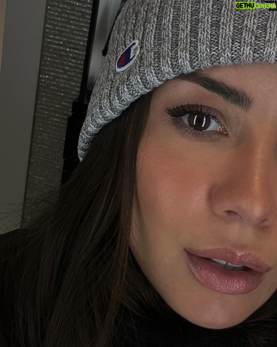 Melis Tüzüngüç Instagram - bitmek üzere.
