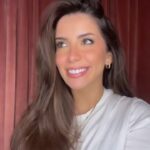 Melis Tüzüngüç Instagram - duştan önce gözüme iyice güzel gözüken saçlarımla çektiğim klip..