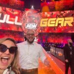 Melissa Cervantes Instagram - Happy #fullgear everyone ❤️ @alvaro.aew and I are so excited to bring you toda la acción en español! See you pretty soon! @aew #zerohour #lameramera #ppv