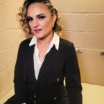 Melissa Cervantes Instagram - De mañana / morning look De noche / Night look @clockinour hair and makeup