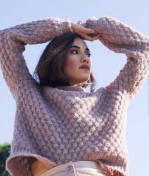 Melissanthi Mahut Instagram - Keep your eye on the horizon. Right @sabrina_loves_sunrise ? 📸 @1969tm 👘@anamnesi.co 💋@mariavezvisual