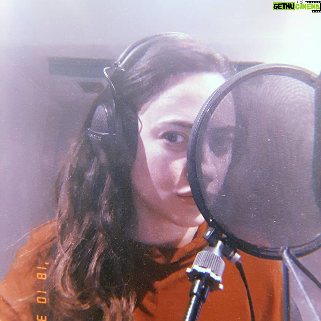 Melissanthi Mahut Instagram - Back in da booth #London #kassandra #assassinscreedodyssey #sidestudios @michaelantonakos my mike is better than yours London, United Kingdom