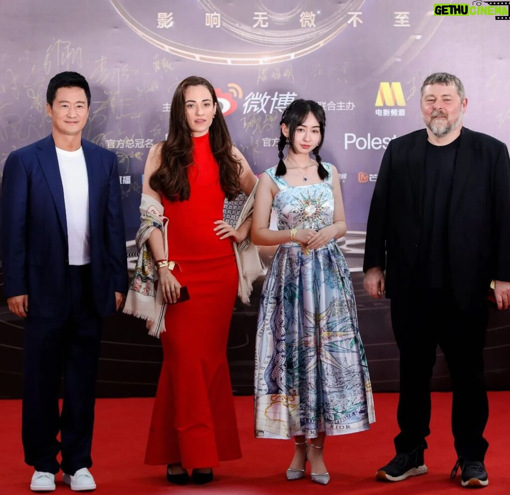 Melissanthi Mahut Instagram - Weibo movie night shenanigans The inimitable Wu Jing, gracious host and multitalented artist. The shining diamond @sophia_n_elena_cai whose talent and force will blow you all away. The man with the bottomless imagination, the mind boggling patience and pure kindness, our director: @mr_wheatley China, Shanghai