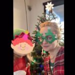 Mena Suvari Instagram - Merry Christmas ya filthy animal 🤶🏻✨