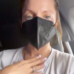 Mena Suvari Instagram - And now to the next coast✈️✨ #AllYouNeedIsBlood #SetLife #WorkingMomLife ✨💪🏼 #FullOfGratitude 🙏🏼✨