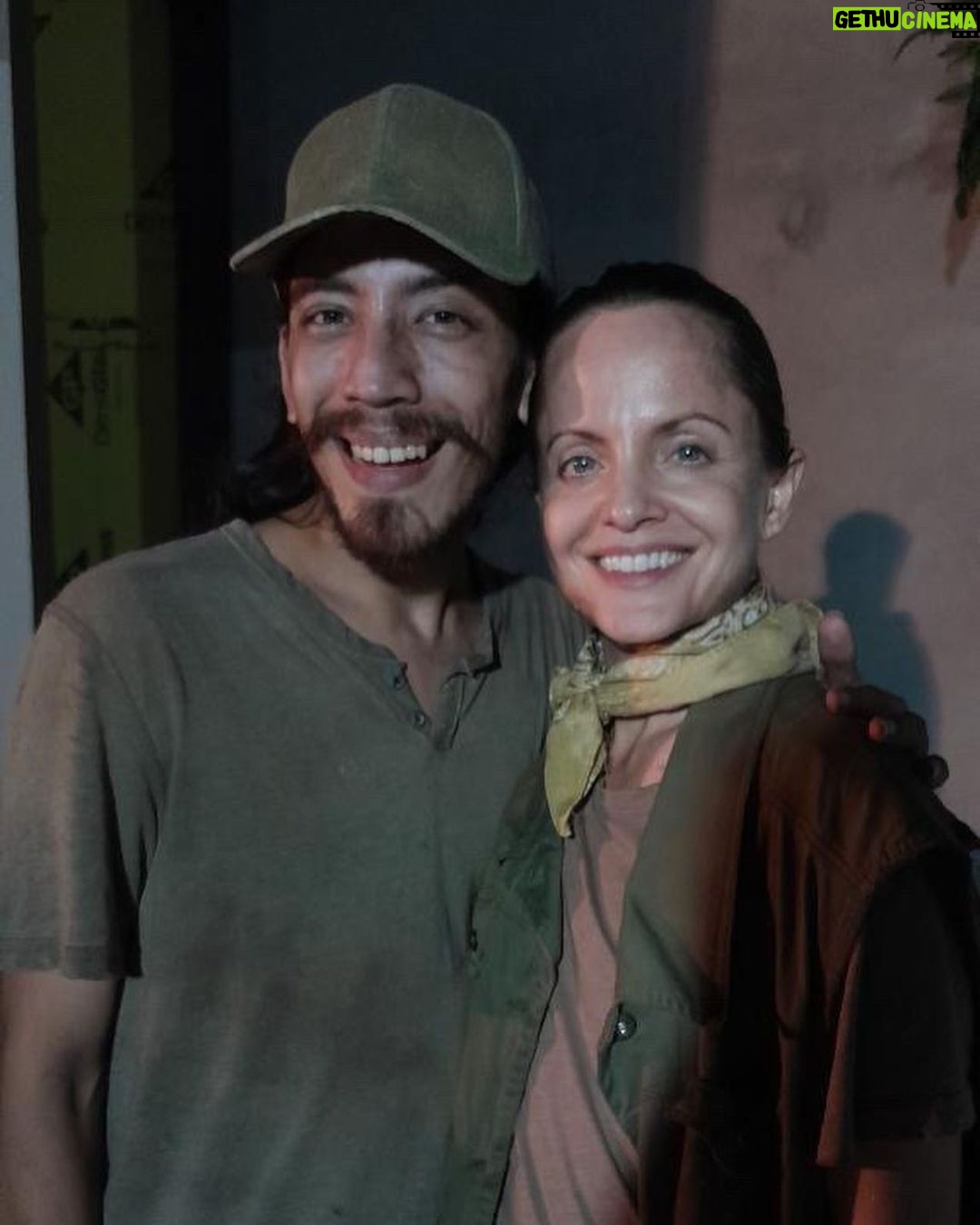 Mena Suvari Instagram - Day 3. ✨ #FirefliesAtElMozote #ElSalvador ❤️🇸🇻 #SetLife #WorkingMomLife ✨