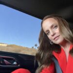 Mena Suvari Instagram - Oh, hey there❤️ Have a beautiful weekend, y’all❣️🤟🏼