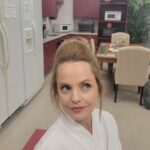 Mena Suvari Instagram - Little sneak into working with the Boss @josephkahn and one of the most incredible, hardworking, spirited crews in the biz🙏🏼✨ Appreciate you gems each and every day❤️ #MoreToCome #WorkingMamaLife #SetLife #LivingInTheGratitude