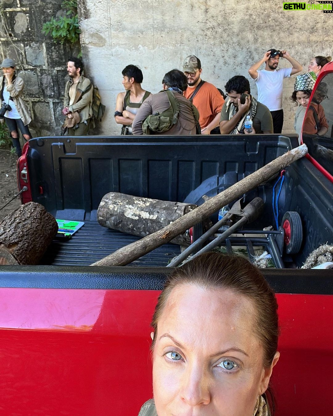 Mena Suvari Instagram - Day Two✨#ElSalvador #SetLife #FirefliesAtElMozote ✨