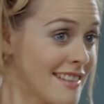Mena Suvari Instagram - You heard her! Ridiclus 😂 18 years later. #FBF