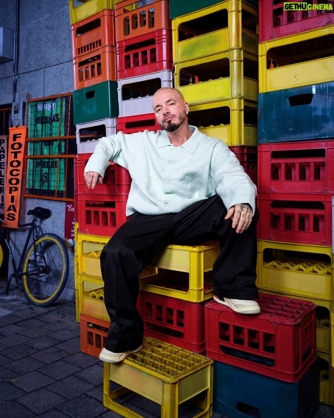 Michael Jordan Instagram - The J Balvin ‘Sunset’ Collection. Inspired by the colors of the city that raised him 🌇 Available on SNKRS 9/23. Medellín, Colombia