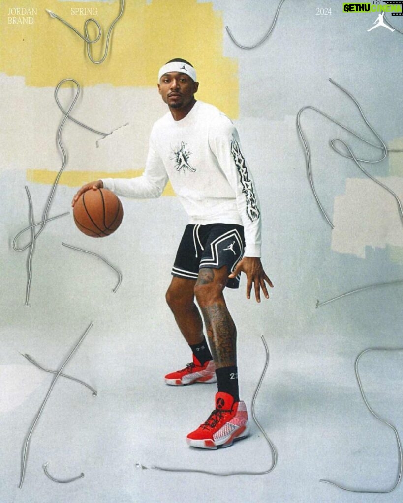 Michael Jordan Instagram - The diamond standard of shorts are back for the whole family. 💎 @bradbeal3 @kiki.rice Tap to shop.